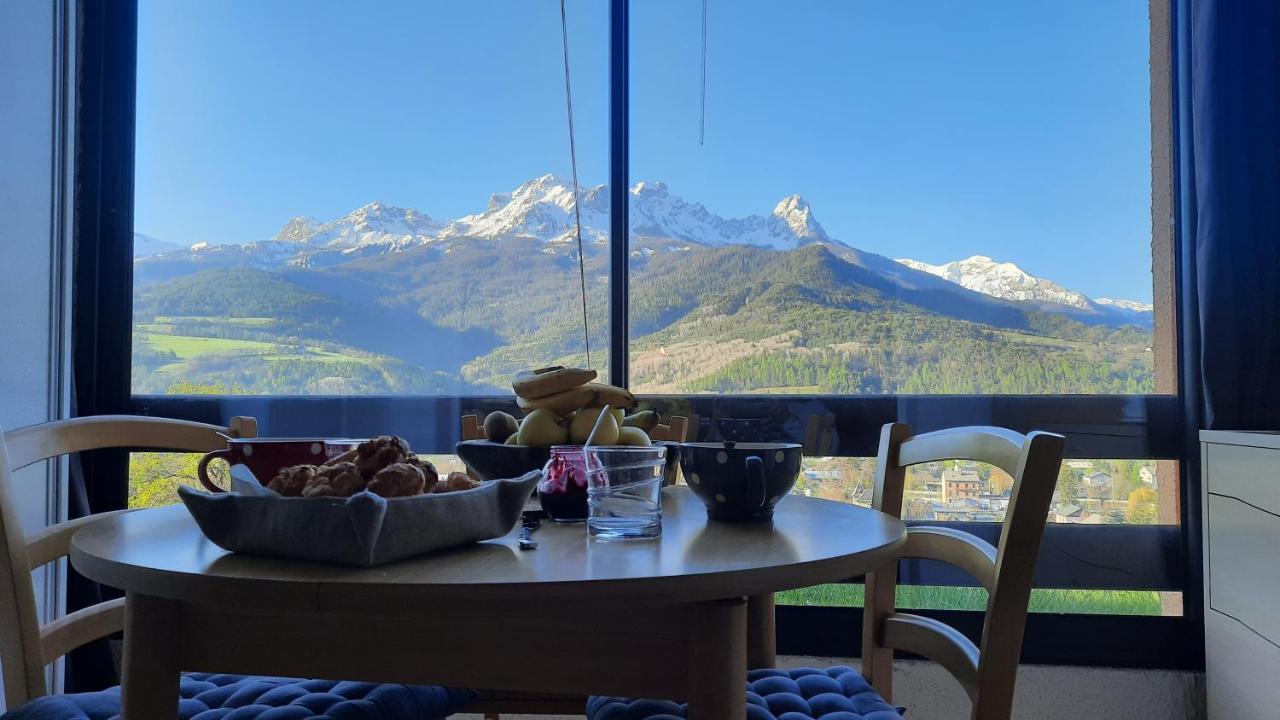 Cap Plein Sud En Ubaye Apartment Barcelonnette Bagian luar foto